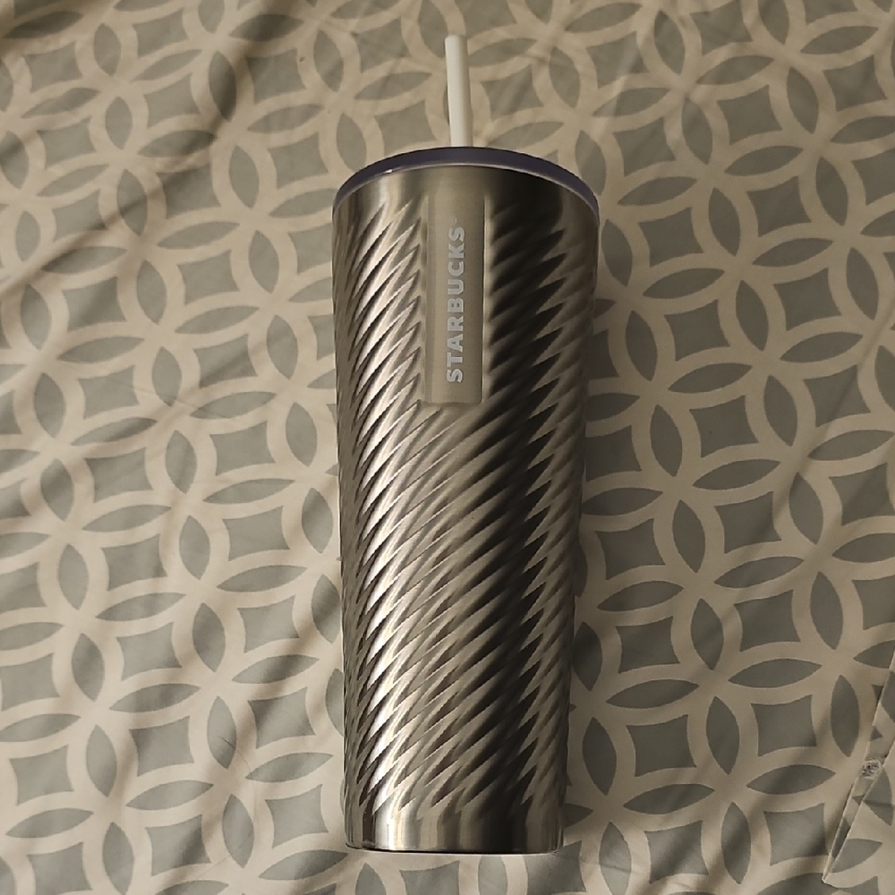 Starbucks 2022 Christmas Holiday Silver Stainless Steel 24oz Tumbler Cold Cup